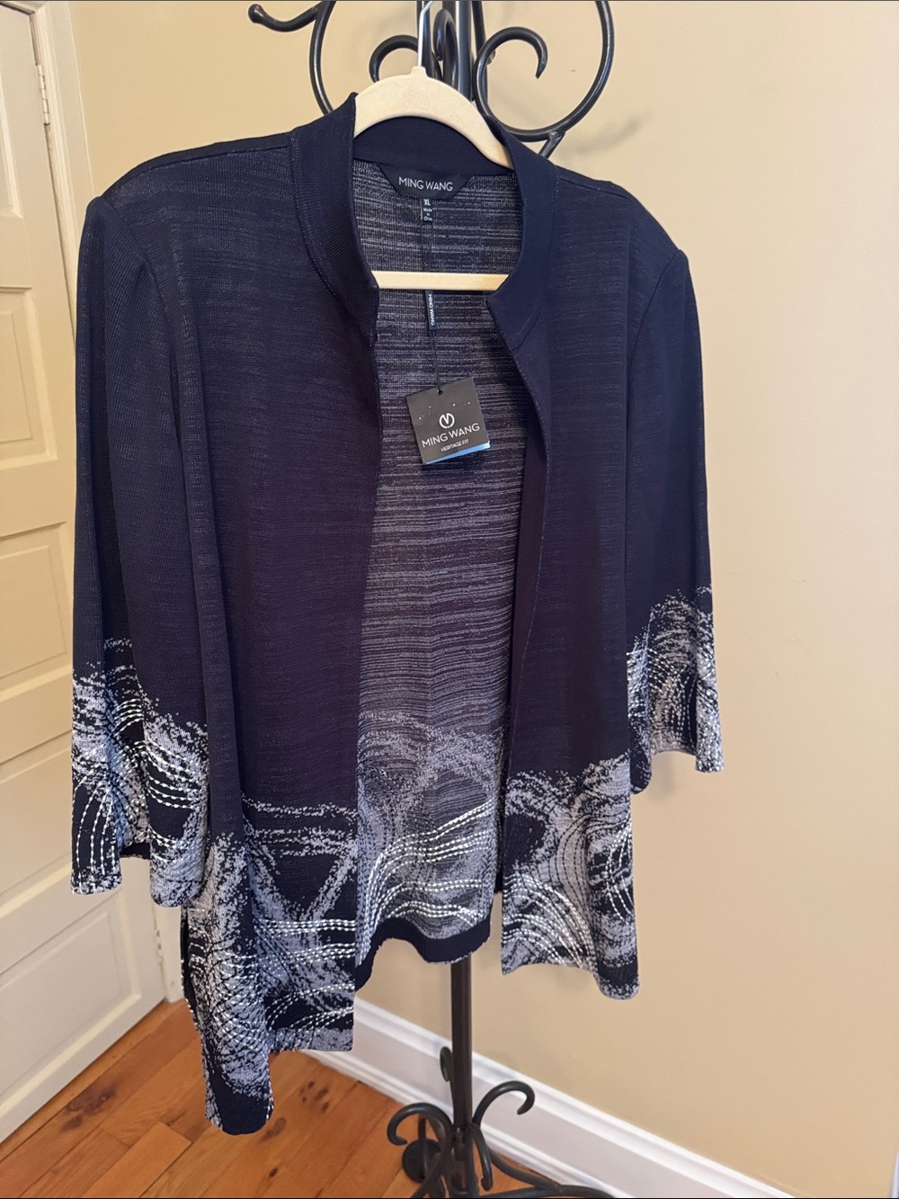 Ming Wang Navy Open-Front Knit Jacket with White Abstract Hem